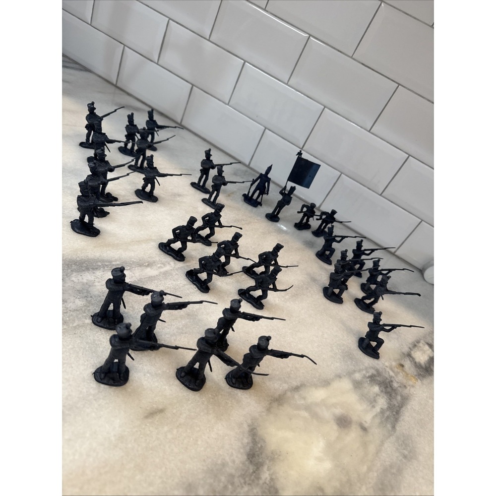BMC - The Alamo - General Santa Anna- 54mm plastic toy soldier Set Of 34 OLA0051